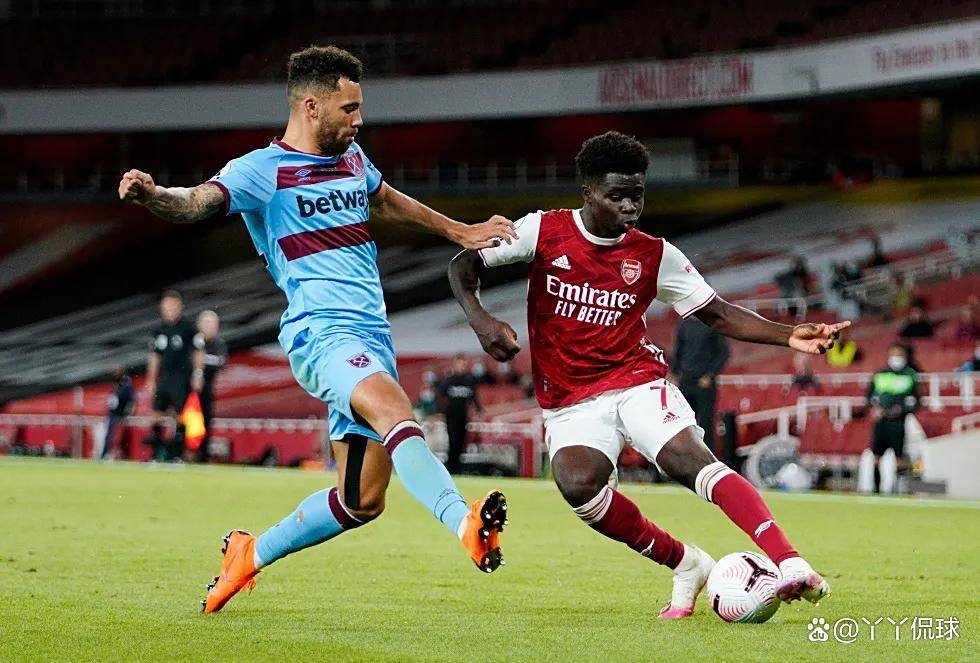 王岚嵚23+5莫兰德14+21 辽宁击败江苏取三连胜